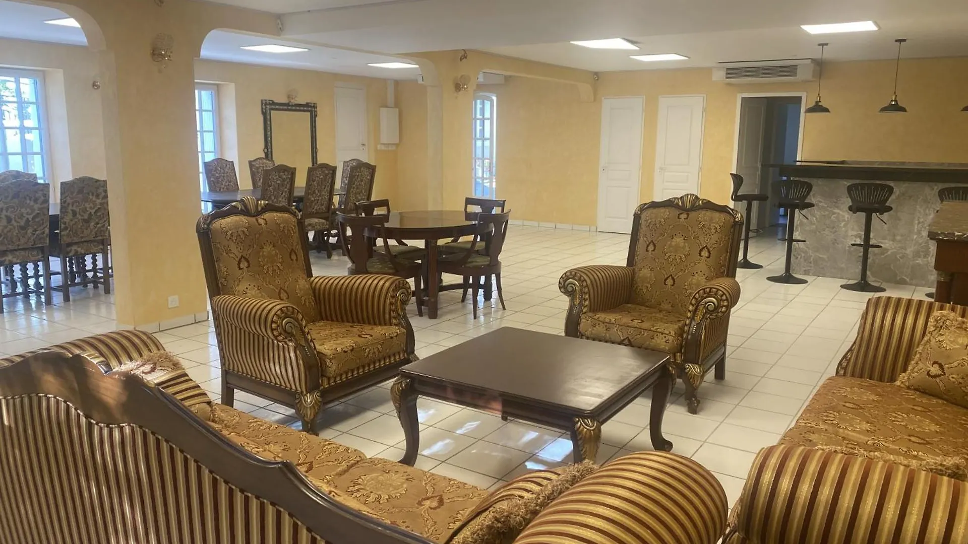 Bed and Breakfast Logis Veles Aubin  Frankreich